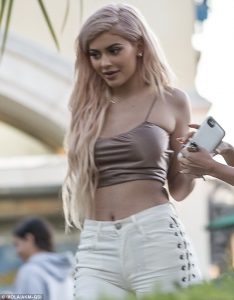 kylie-3