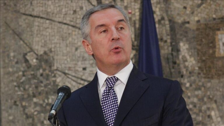 Gjukanoviç: Tentimi i terrorizmit në bashkëpunim me faktorin politik në Mal të Zi
