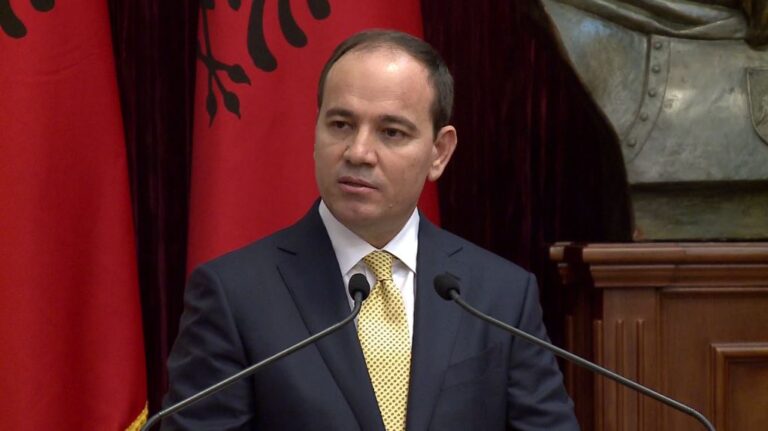 Bujar Nishani: Jam i gatshëm edhe për një mandat tjetër si President