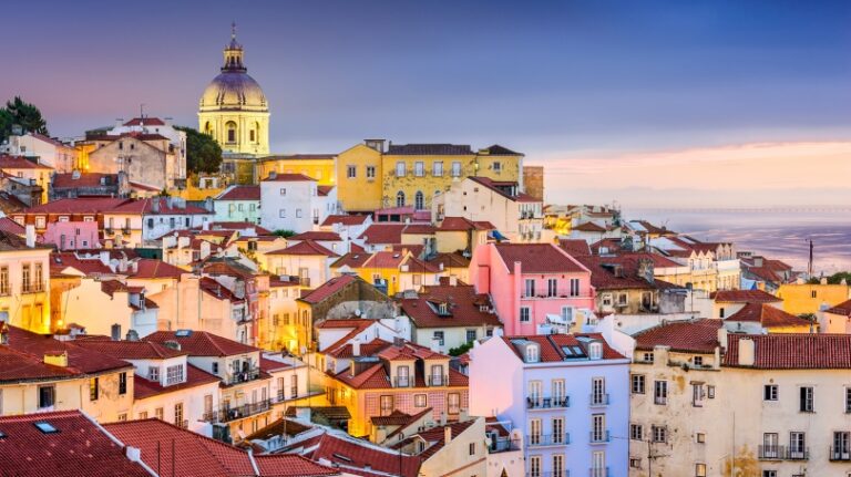 Portugalia rrit taksat për shtëpitë me pamje të mrekullueshme