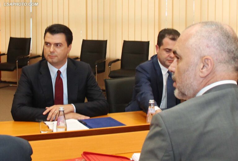 PS: Më mirë qeveri me Bashën sesa me Metën