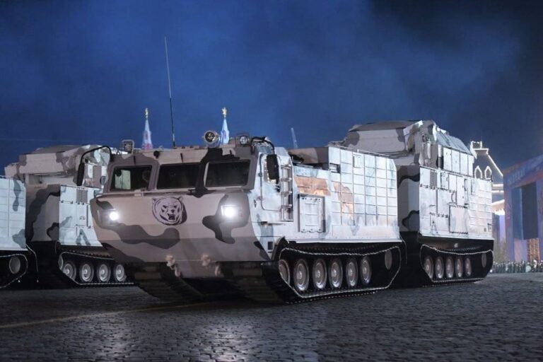 Komandanti rus-NATO-s: Qëndroni larg “oborrit tonë polar”