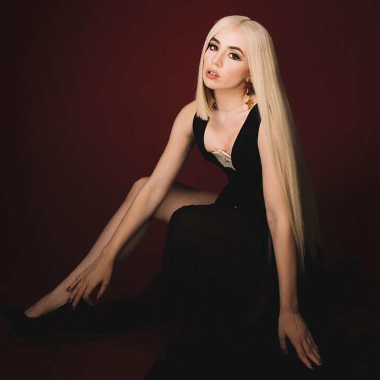 E vetmja shqiptare që nominohet për çmimet ”MTV Music Awards 2020”