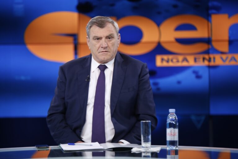Duka: Dënojmë çdo dhunë politike, çdo keqpërdorim të aktivistëve me ”cv kriminale”