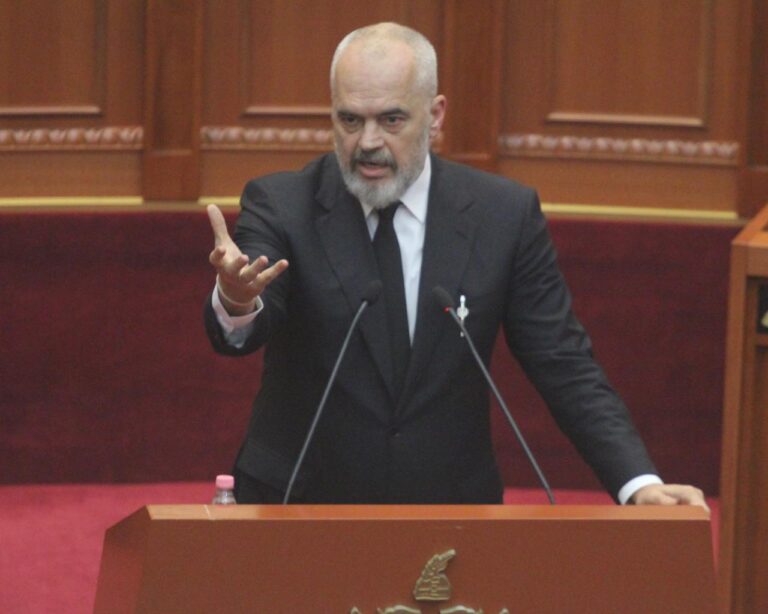 ​Tërmeti/ “Po fshihen provat”, Edi Rama u përgjigjet kritikëve: Gjithçka është fotografuar, Njësia Speciale po…