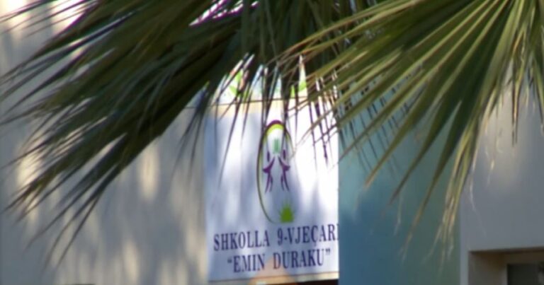 Shkolla në mes të Bllokut del jashtë funksionit