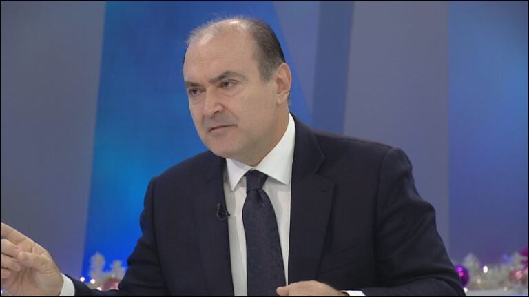 Përtej klishesë “Mungesë Besimi”