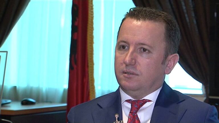 Vetingu në Tiranë, mes vendimeve provizore të Super-Gjykatës Europiane dhe të Venecias 2020