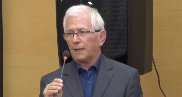 U dekorua pak muaj më parë si “Mjeshtër i Madh” nga Meta, ndërron jetë profesori i njohur