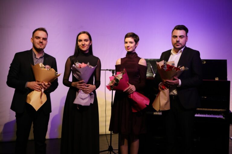 Artistë studentë nga Ballkani koncert në Tiranë