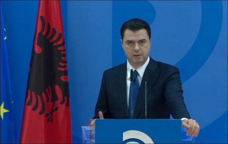 Basha kujton Ibrahim Rugovën: Të realizojmë ëndrrën e tij, të bëjmë dy shtetet tona të fuqishme