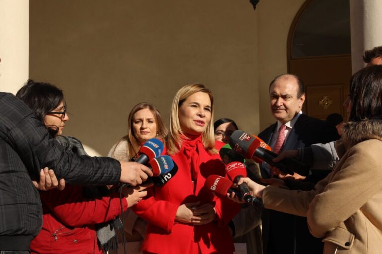 Krishtlindje/Kryemadhi: Kemi nevojë për ndjenjë solidariteti
