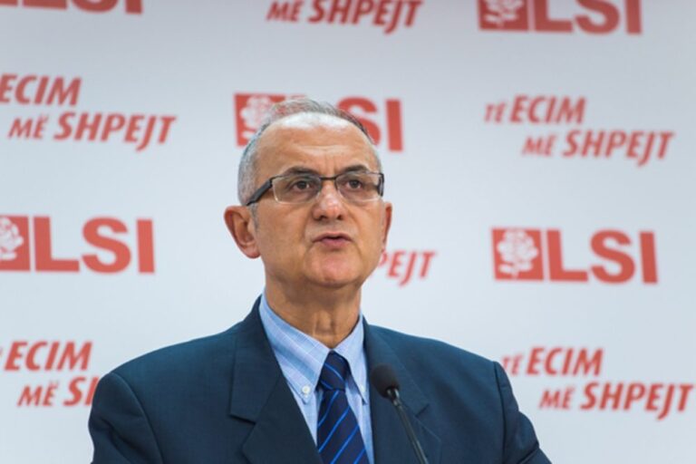 Vasili: Në tetor të gjithë me makina, i çmenduri do të zbrapset me bisht nën shalë