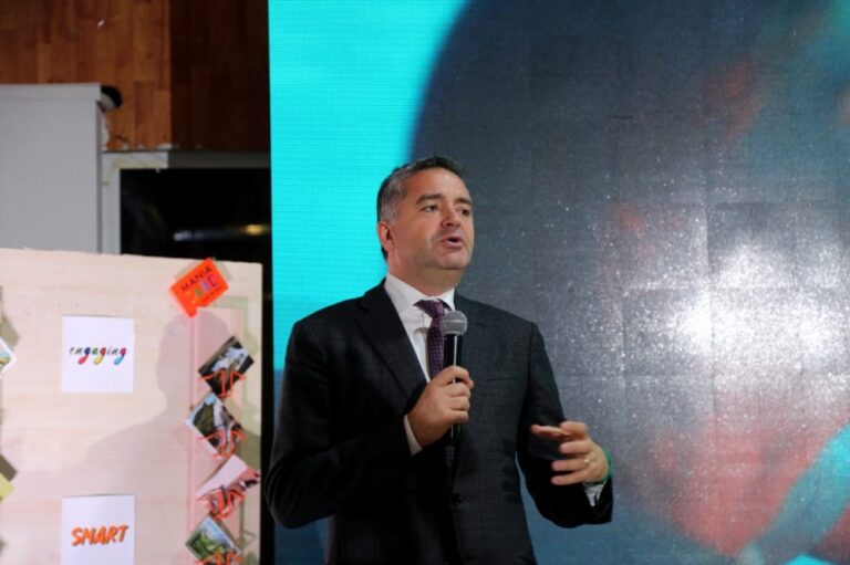 150 pjesëmarrës tregojnë ”The Beautiful Albania”, Klosi: Këtë vit festa me familjet e prekura nga tërmeti