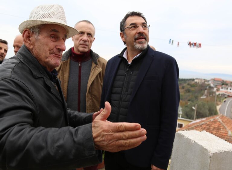 Ministri Çuçi në Ishëm: Rindërtimi do të fillojë me shkollat dhe qendrat shëndetësore (FOTO)
