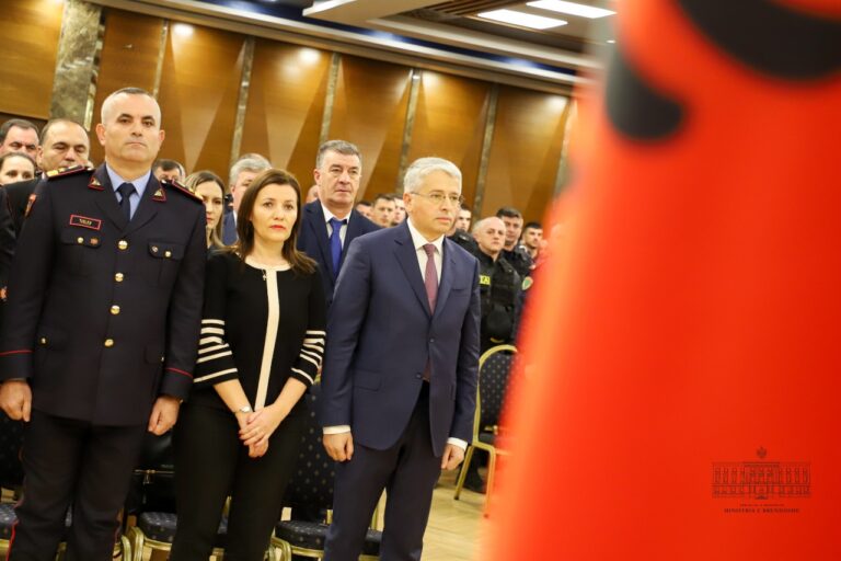 Medalje policëve dhe zjarrfikësve, Lleshaj: Pa asnjë dallim grade e hierarkie, shpëtuan jetë