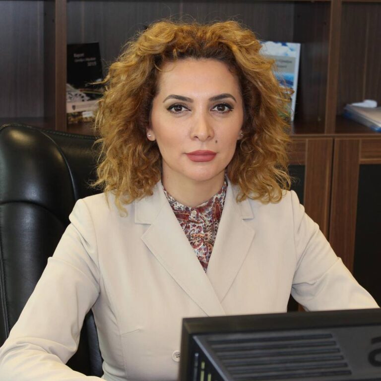 Ish-ministrja thirrje Ramës: Mos u tako me Vuçiçin
