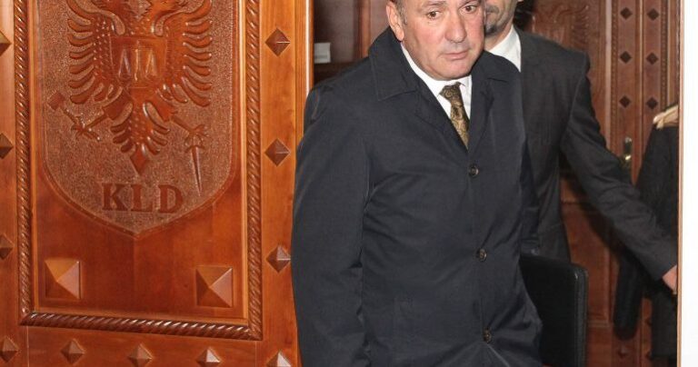 “Trajtoi dosje për “arratisje’ në ’90-ën”, Autoriteti i Dosjeve e konfirmon: Arben Kraja hetues i komunizmit