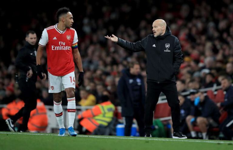 Aubameyang la fushën për të shkuar në tualet kur ekipi i tij po humbiste