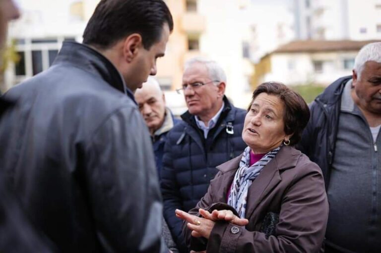 FOTO/ Basha: Fshatra të tërë në harresë, Rama propagandë për të mbuluar dështimin