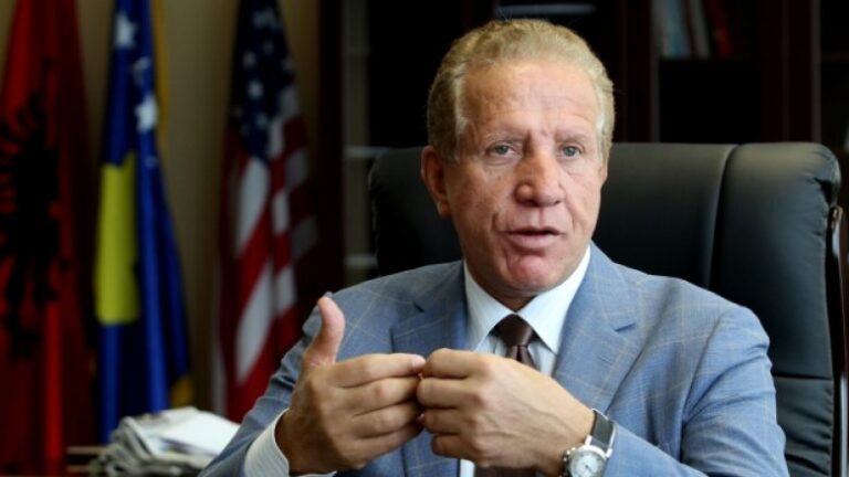 Pacolli thirrje Metës dhe Ramës: Mblidhni në tryezë faktorin shqiptar