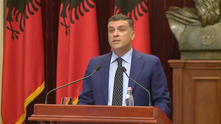 Tedi Blushi: TaoRama do ta marrë përgjigjen direkte nga Presidenti i Republikës