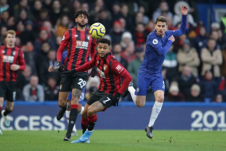 Chelsea pëson një tjetër humbje, ndalen edhe “Dhelprat” (VIDEO)