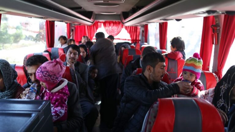 Turqia nuk do më emigrantë! Erdogan: Nuk i përballojmë
