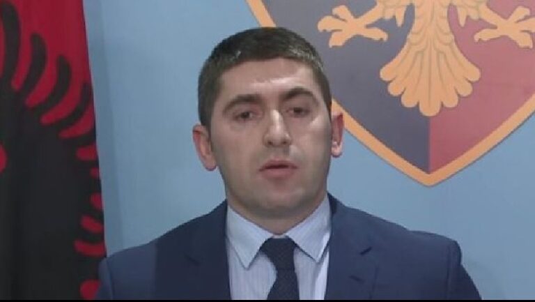 KPK e konfirmoi në detyrë, Komisioneri Publik kërkon shkarkimin e Besim Hajdarmatajt