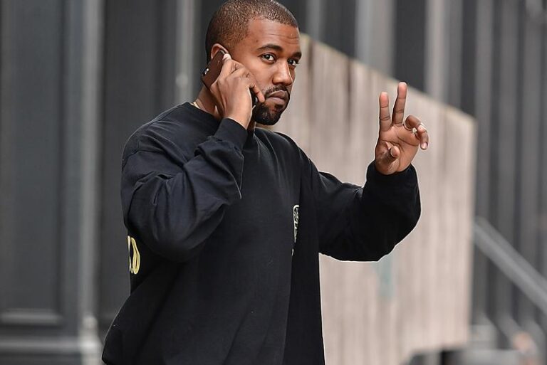Kanye West publikon albumin e ri për Krishtlindje “Jesus is Born”