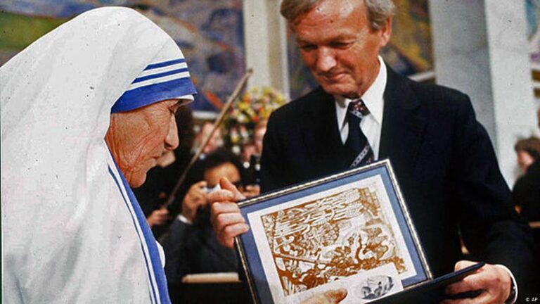 40 vite më parë, Nënë Tereza u nderua me çmimin ”Nobel”