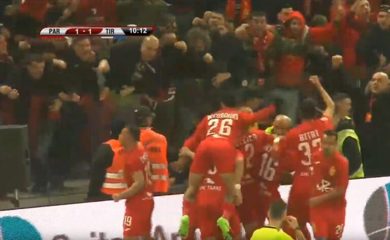 LIVE/ Reagim i shpejtë i kampionëve, Bardhi i përgjigjet Bathës