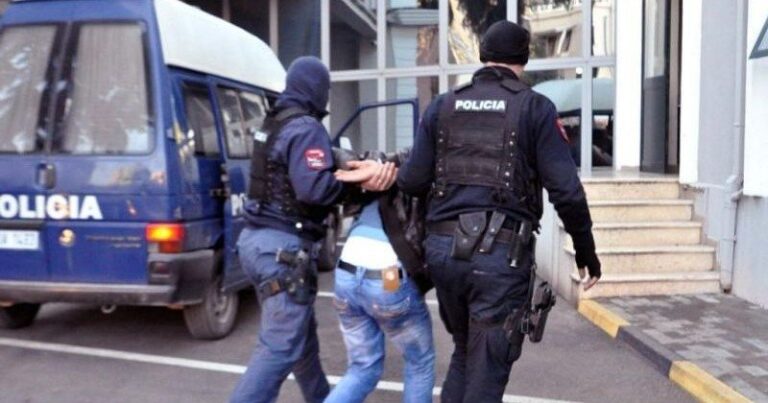 Arrestohen në flagrancë tre persona, policia jep detajet