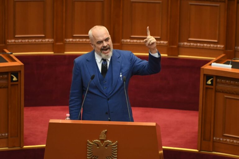 Paketa antishpifje, Rama: Do miratohet duan apo s’duan heronjtë jashtë. E di që Meta do e kthejë