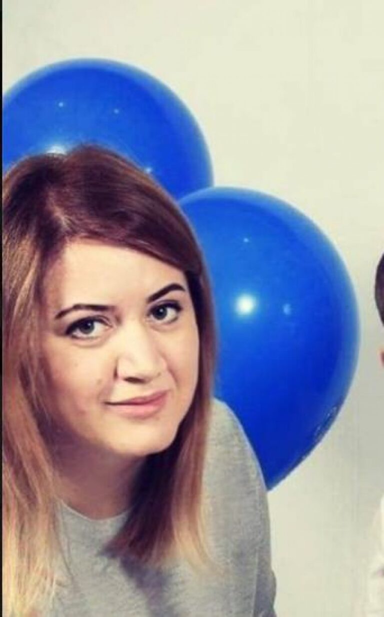 Kush është sekretarja e plagosur e kryebashkiakut të Lushnjës, gjatë atentatit