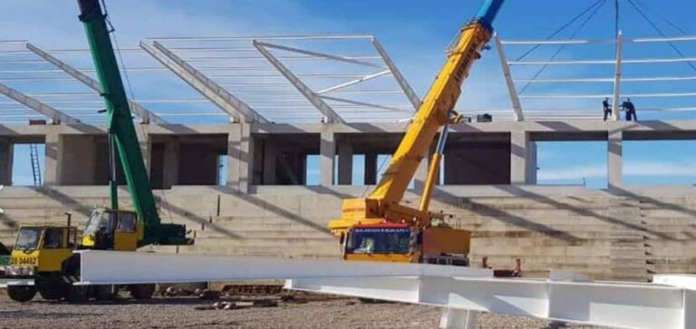 Merr formë stadiumi i ri i Partizanit, nis mbulesa e tribunave