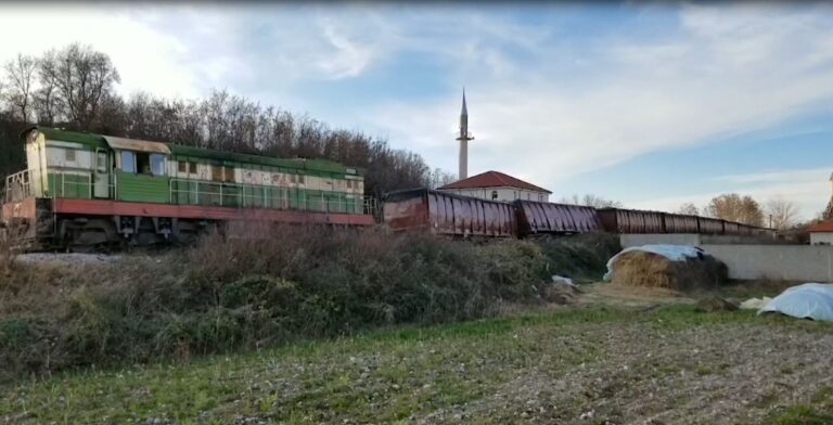 U nis nga Podgorica, treni me skrap del nga shinat sapo u fut në territorin shqiptar