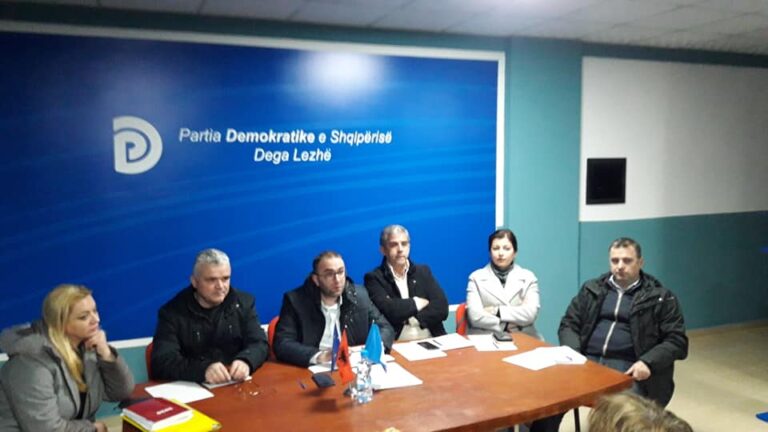 Bardhi mbledh strukturat në Lezhë: PD nuk do të tërhiqet nga kauza për zgjedhje të parakohshme