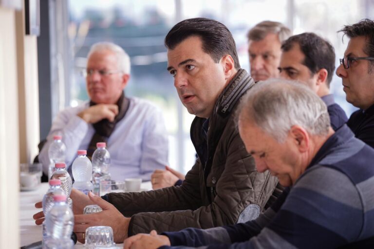 Pasojat e tërmetit, Basha: Ka nisur dimri ekonomik, falimentimi i bizneseve 25% më i lartë