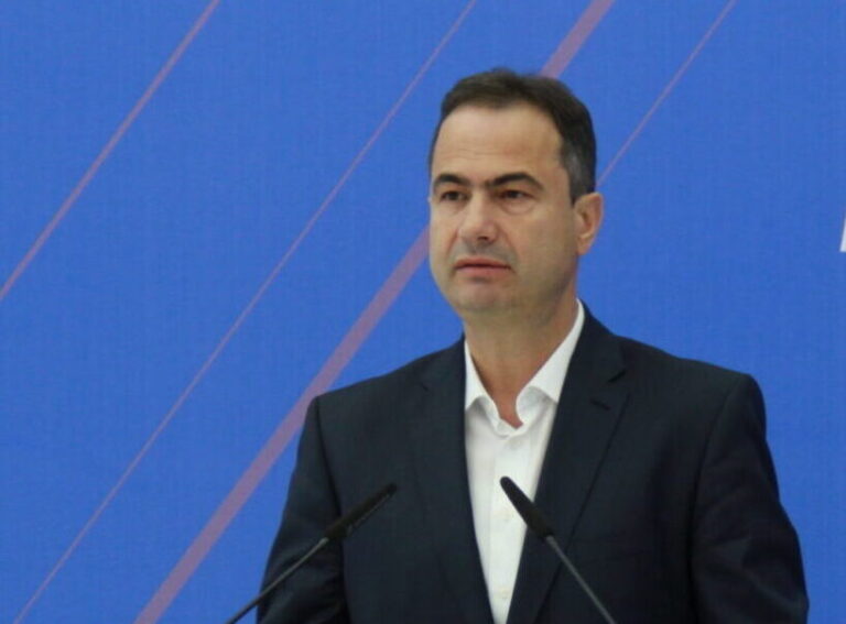 Boçi për Taulant Ballën: Njerëzit problematik organizohen dhe frymëzohen nga ai