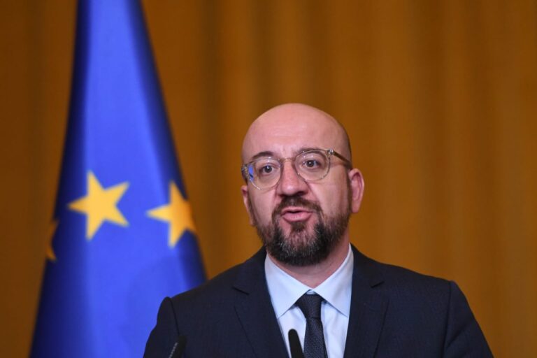 Tensionet në veri të Kosovës, Presidenti i Këshillit Europian: Vuçiç të tërhiqet