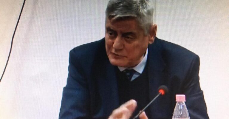 Basha vijon negociatat, Shehi: Koha të mbyllet marrëveshja, ata që mendojnë se mund të rrinë si shefa në opozitë…