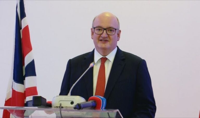 Tryeza për reformën zgjedhore, Norman: Dialogu zgjidh krizat