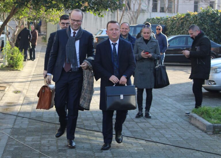 Bie “lobimi rus”, Eduard Halimi: Gjykata rrëzoi të gjithë gjuetinë e shtrigave