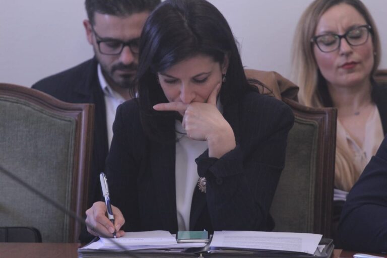 Amnistia, përfitojnë edhe ata që janë dënuar deri në 31 dhjetor