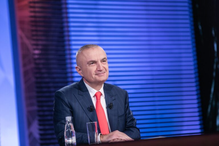 Zëri i Amerikës: Meta kthen ligjet për mediat, bien ndesh me parimet demokratike