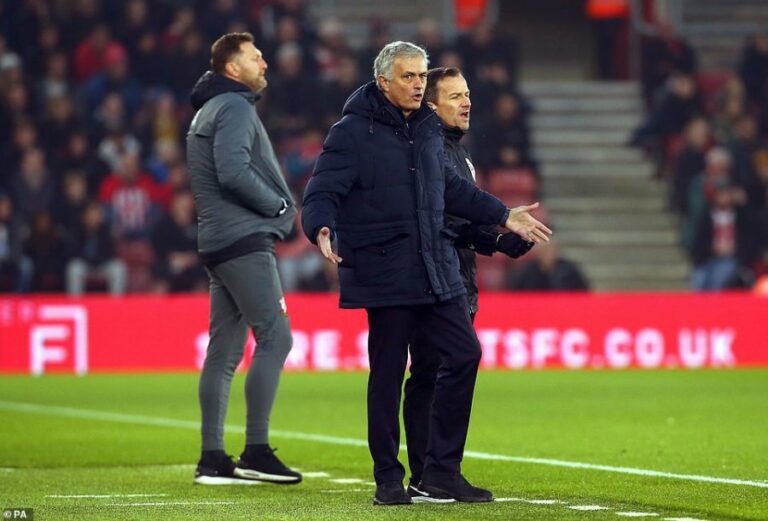 VIDEO/ Tjetër dështim për Mourinhon, Southampton mposht Tottenham-in
