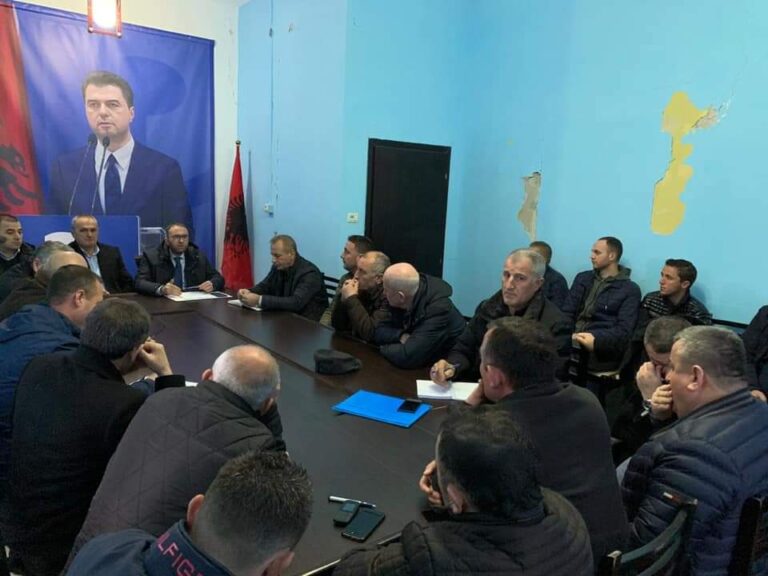 “SPAK të hetojë pa vonesë dosjet 339/1 dhe 184”, Bardhi me strukturat në Durrës: Presion i tmerrshëm nga krimi