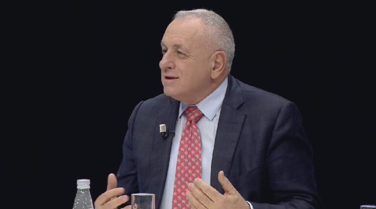 Shehu: Ata që plasën “bombën biologjike”, po e lënë Gjirokastrën në mëshirën e fatit!