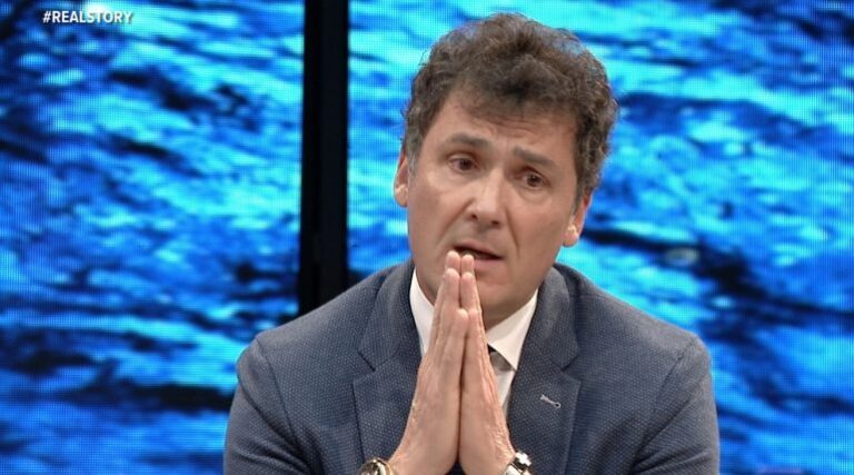 Vasjari: Thaçi e Krasniqi u paraqitën në Hagë në mënyrë dinjitoze, ishin të bindur në pafajësinë e tyre